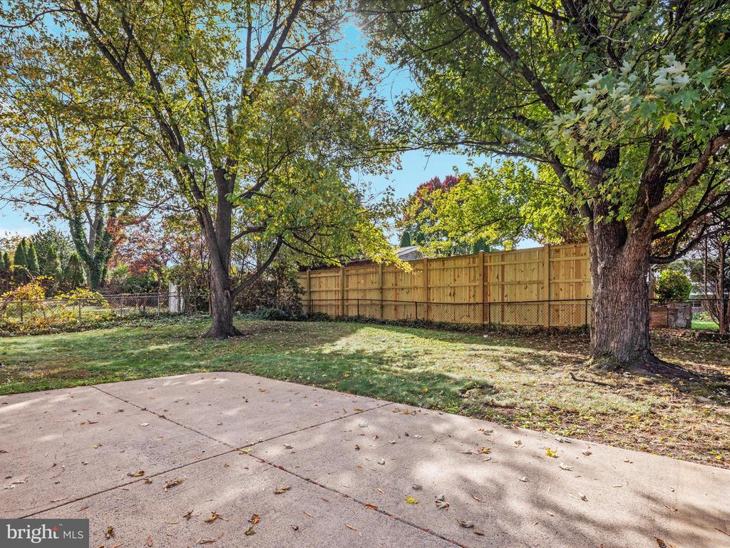 417 OLD WATERFORD ROAD NW