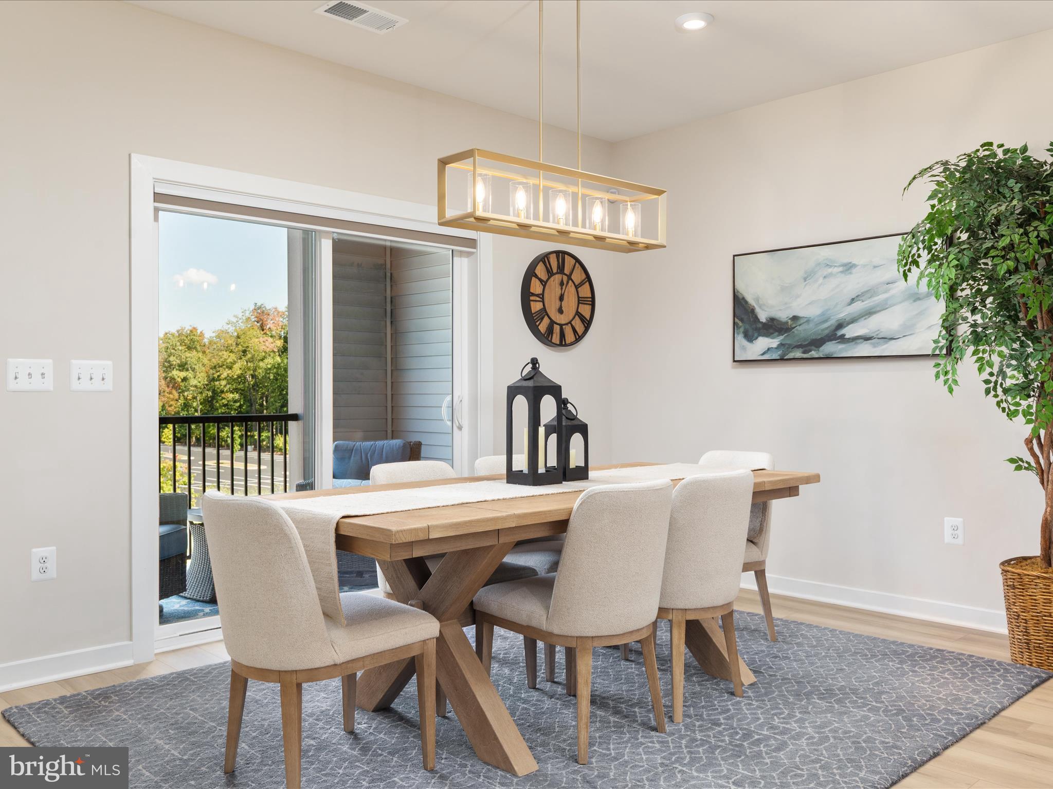 44533 WOLFHOUND SQUARE