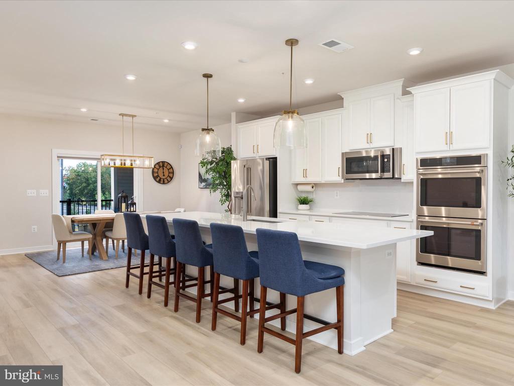 44533 WOLFHOUND SQUARE