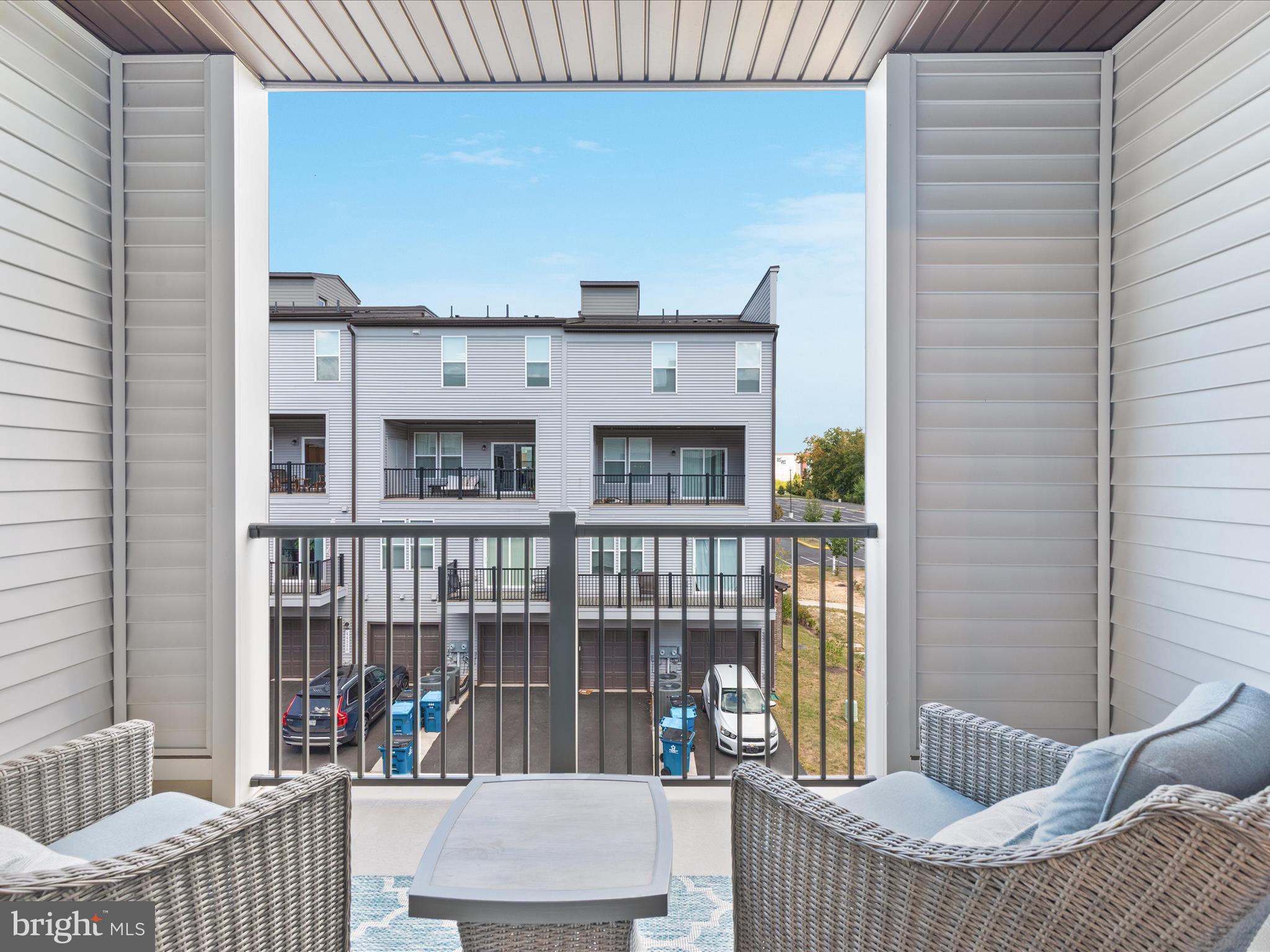 44533 WOLFHOUND SQUARE