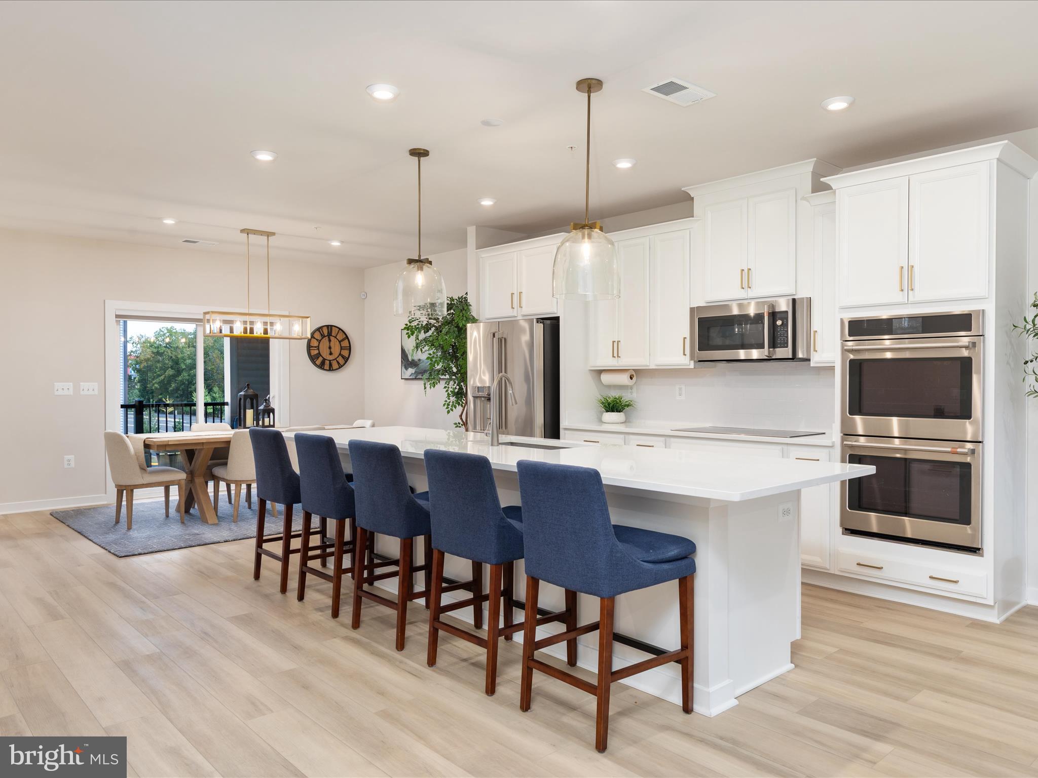 44533 WOLFHOUND SQUARE