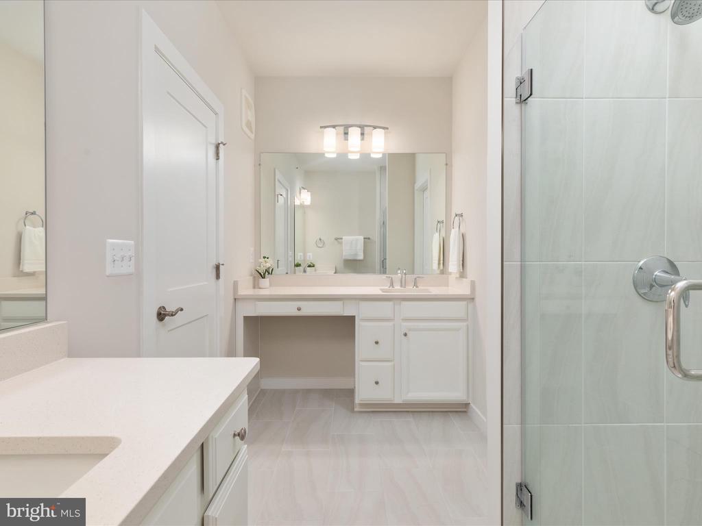 44533 WOLFHOUND SQUARE