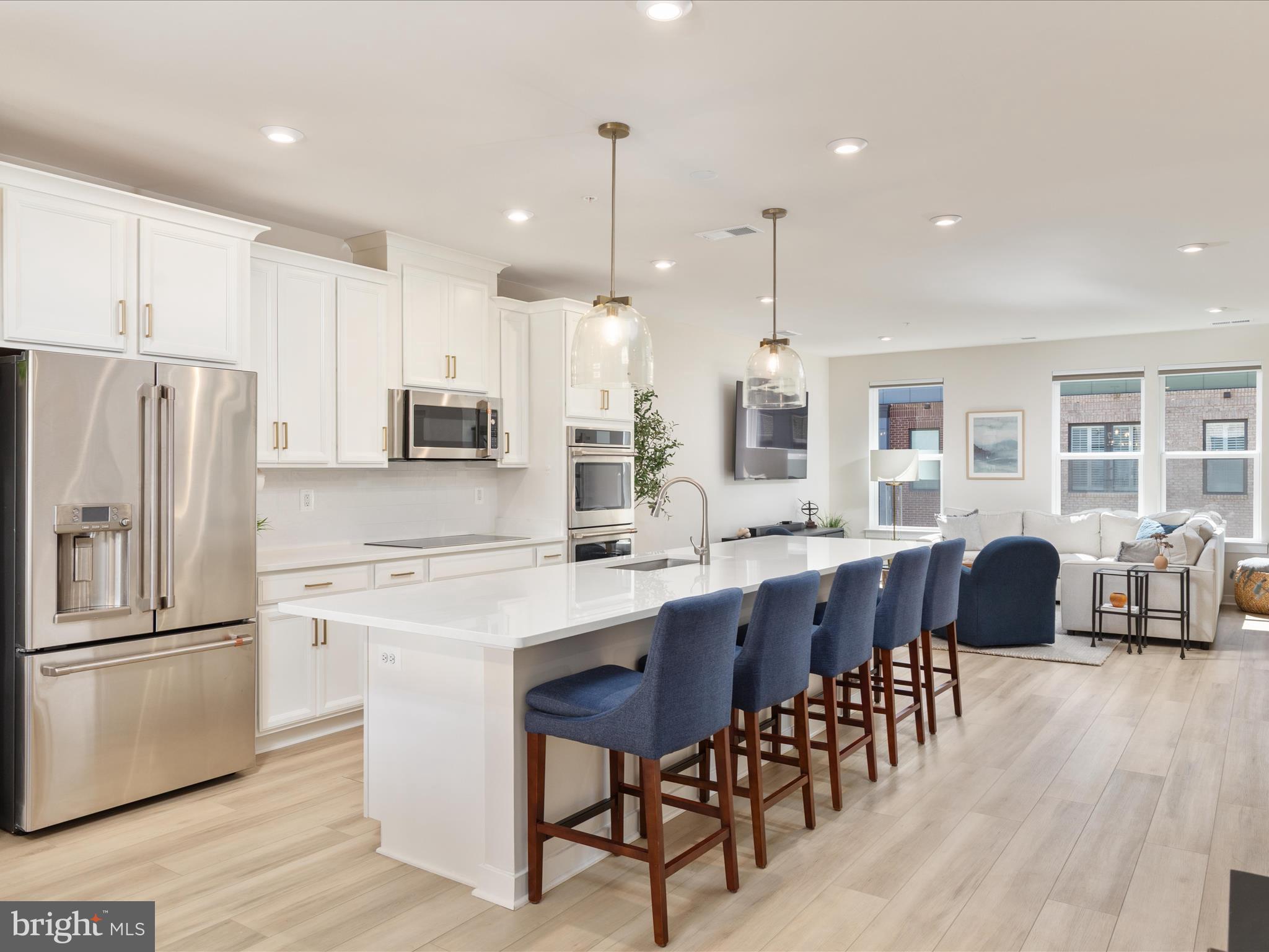 44533 WOLFHOUND SQUARE