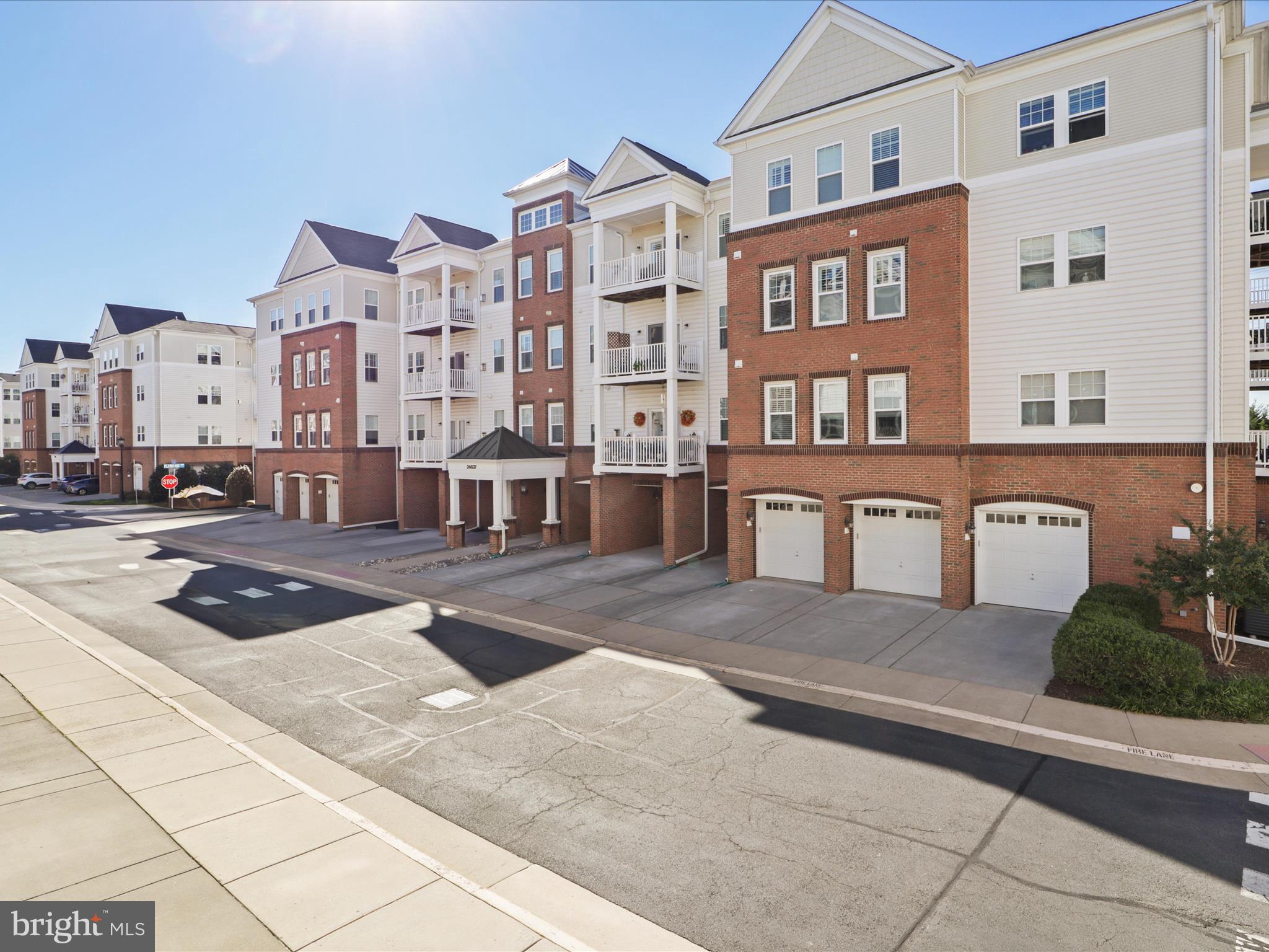 24637 WOOLLY MAMMOTH TERRACE 303