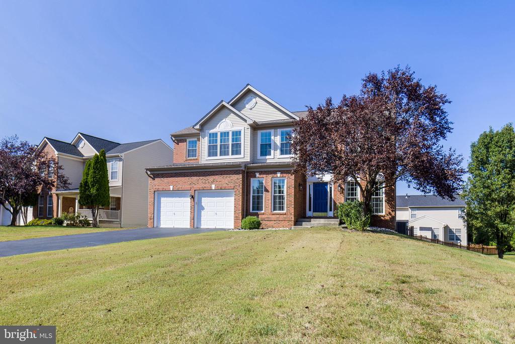 252 ELIA COURT SE