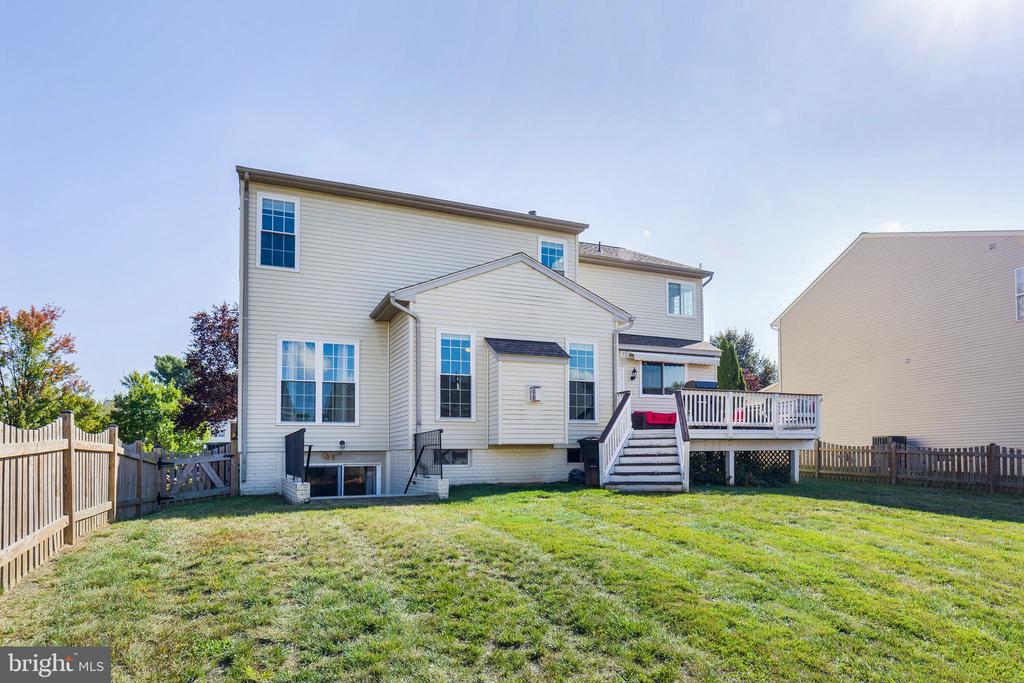 252 ELIA COURT SE