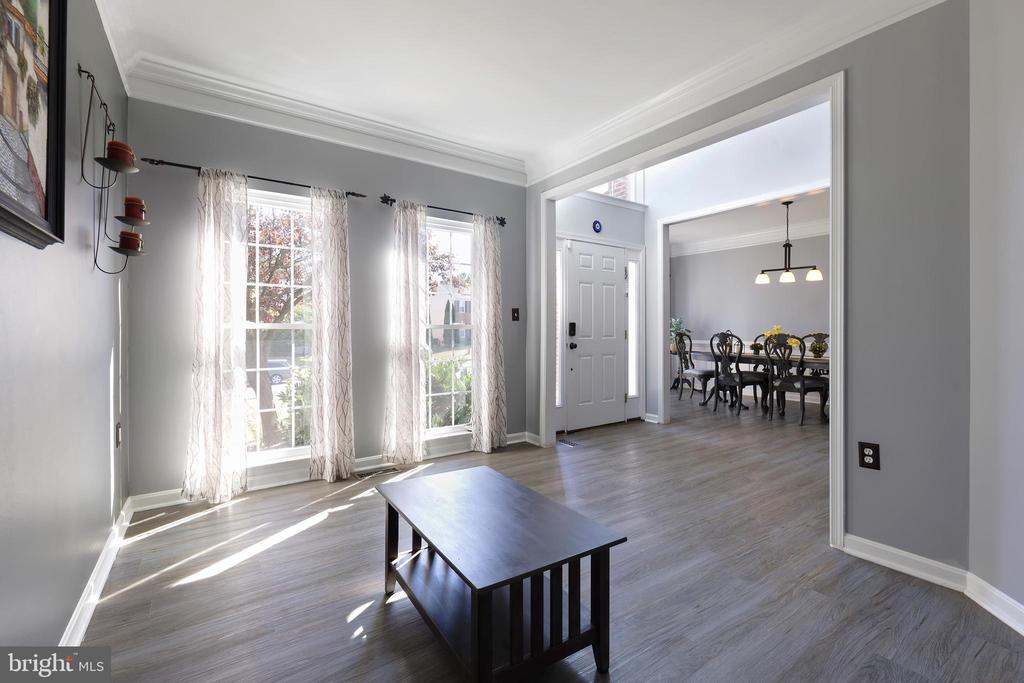 252 ELIA COURT SE
