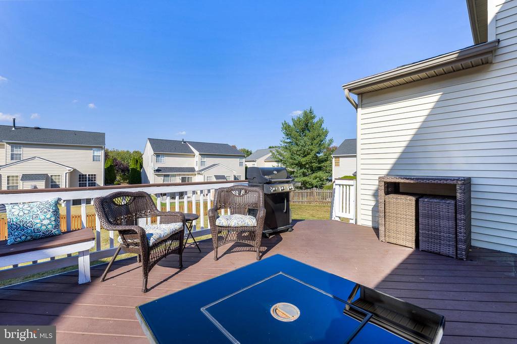252 ELIA COURT SE