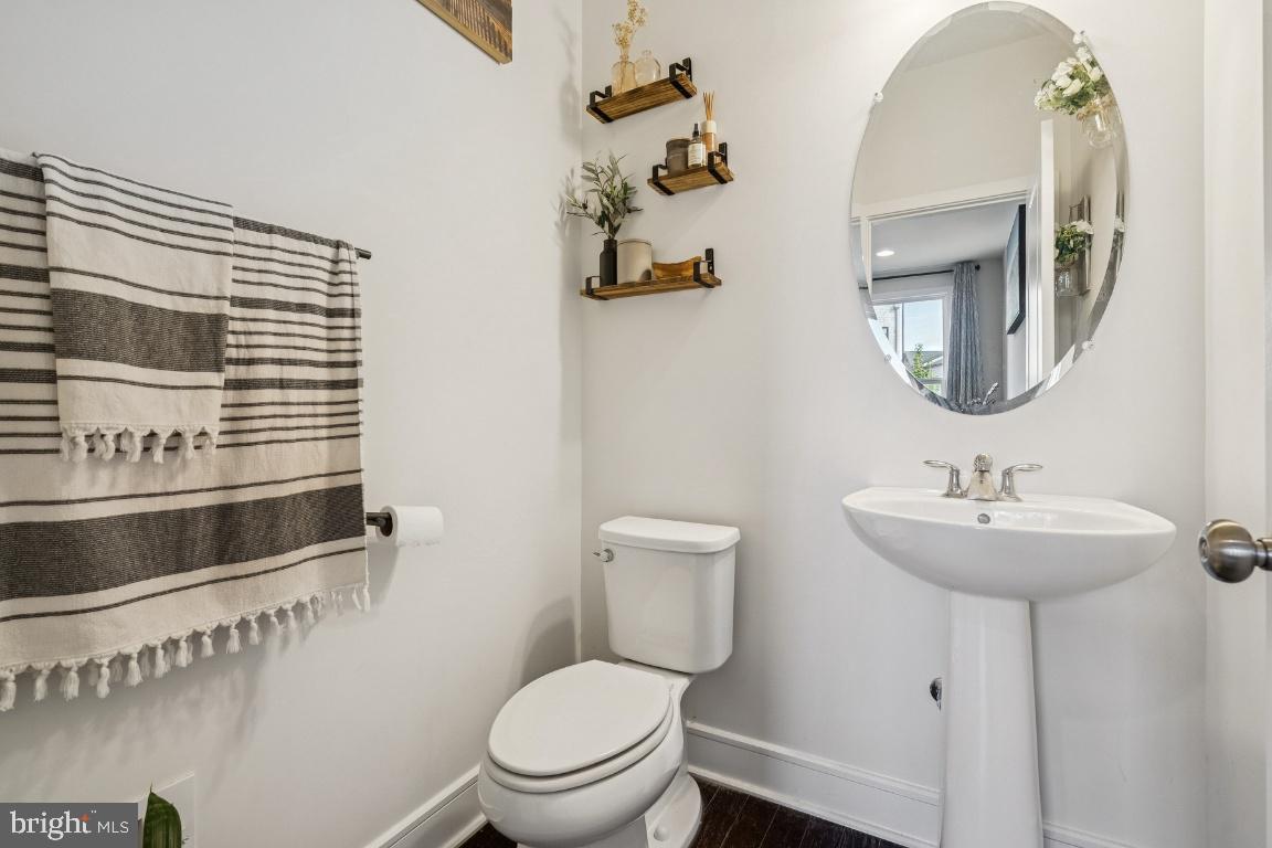 23056 SULLIVANS COVE SQUARE