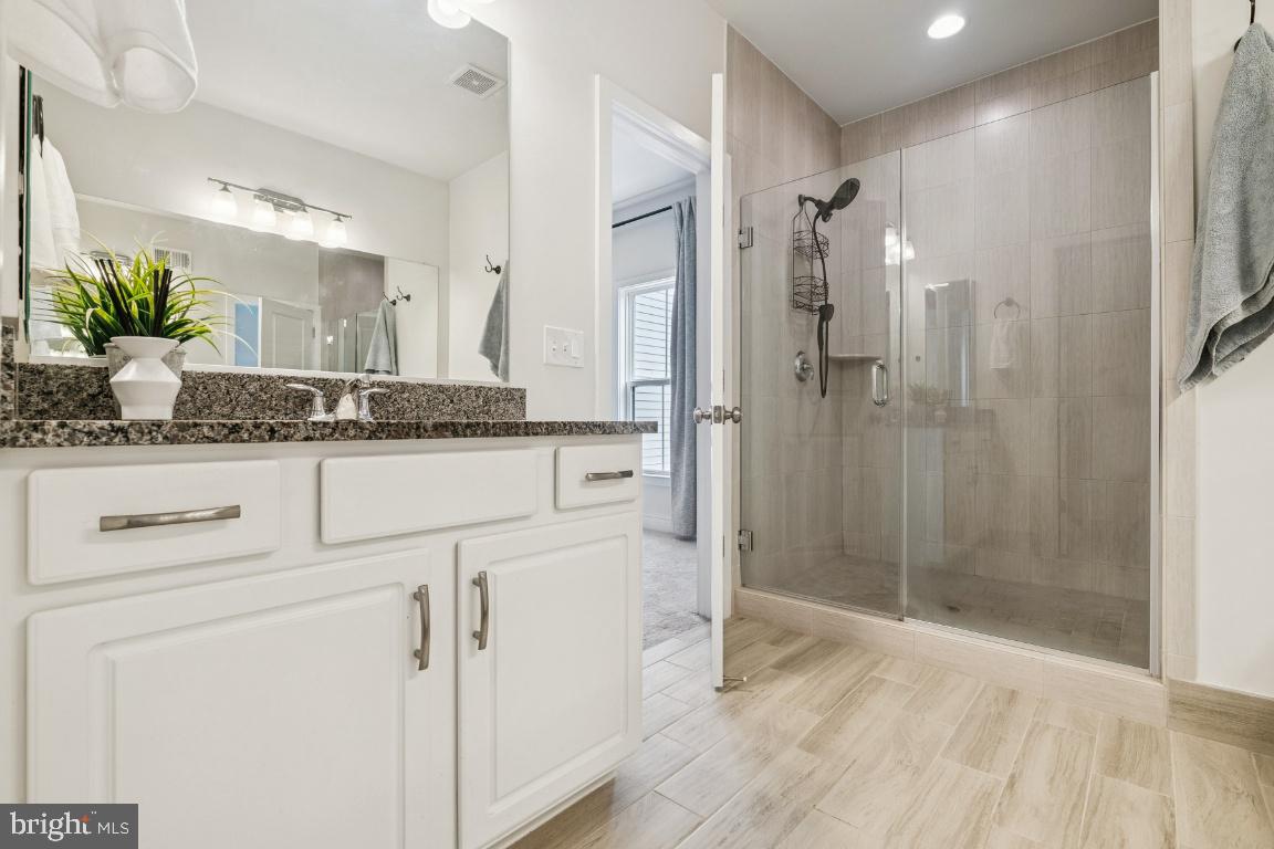 23056 SULLIVANS COVE SQUARE