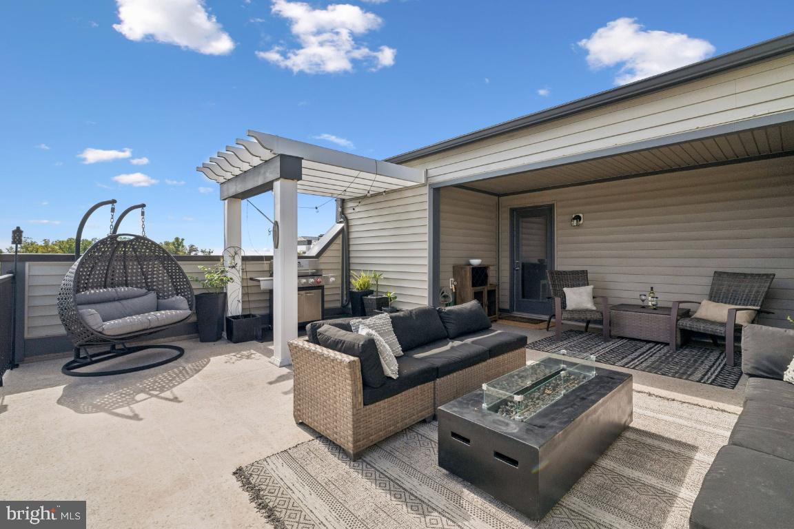 23056 SULLIVANS COVE SQUARE