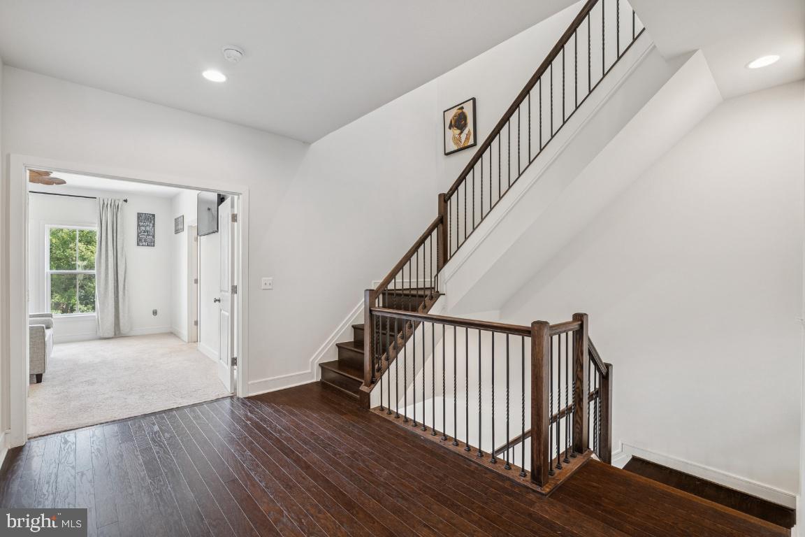 23056 SULLIVANS COVE SQUARE