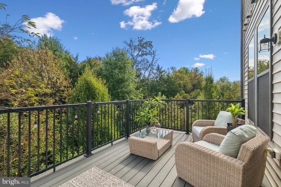 23056 SULLIVANS COVE SQUARE