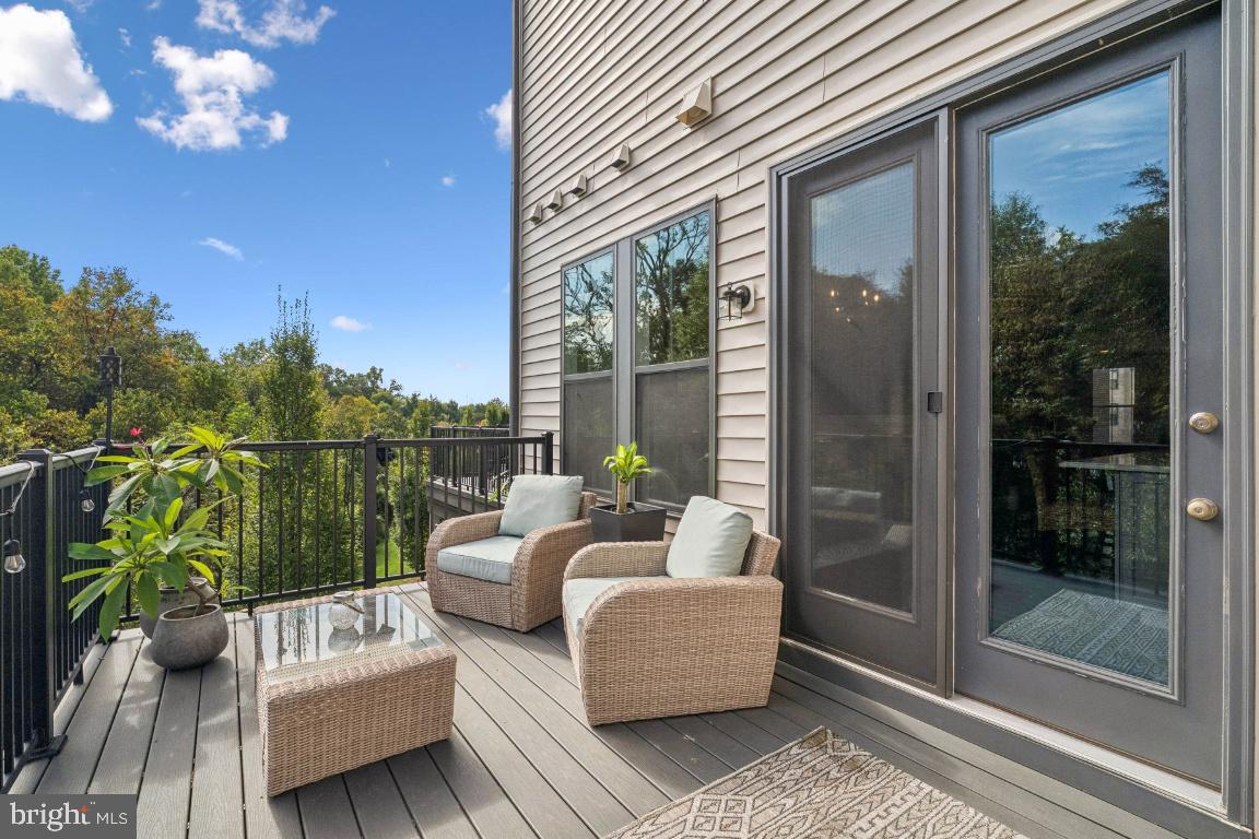 23056 SULLIVANS COVE SQUARE