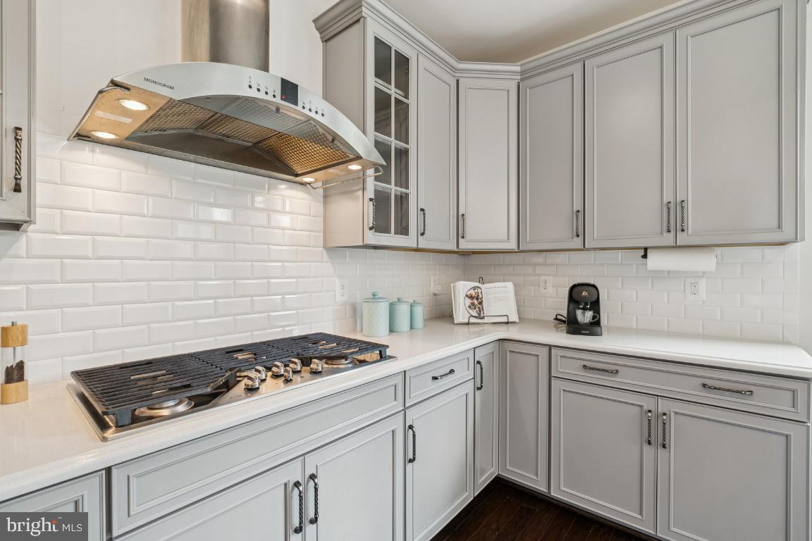 23056 SULLIVANS COVE SQUARE