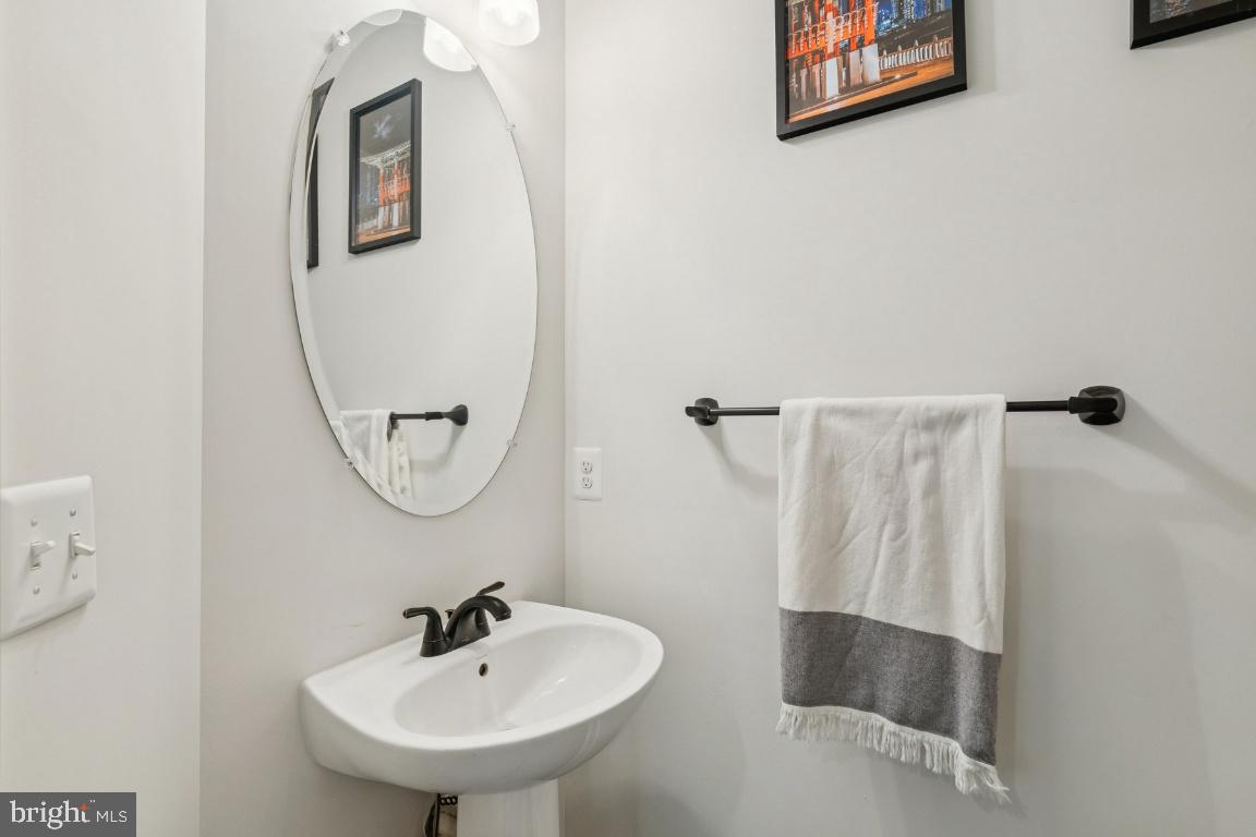 23056 SULLIVANS COVE SQUARE