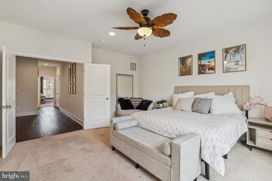 23056 SULLIVANS COVE SQUARE