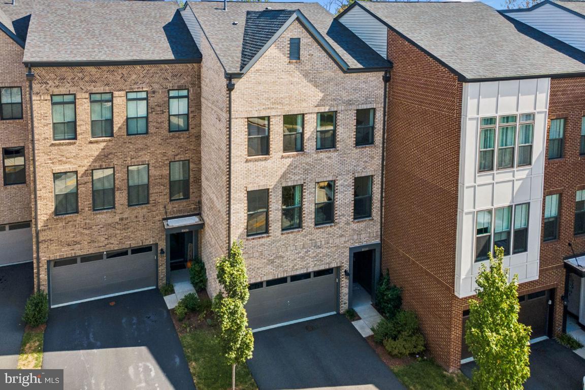 23056 SULLIVANS COVE SQUARE