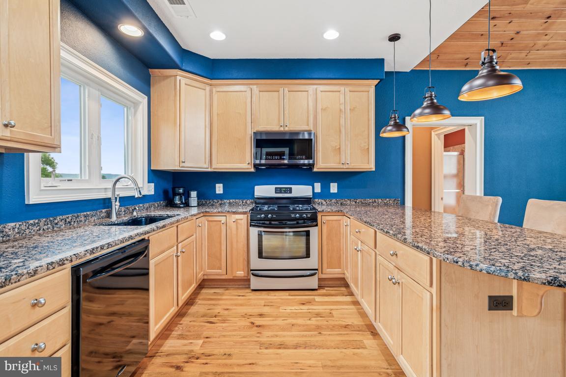 14607 SUMMIT VIEW LANE