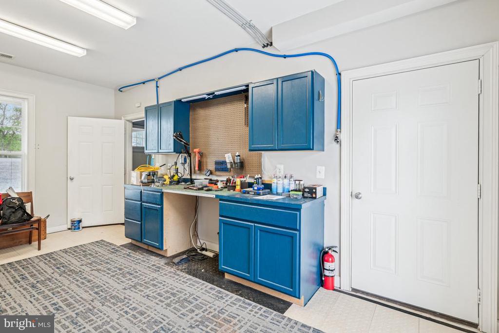 14607 SUMMIT VIEW LANE