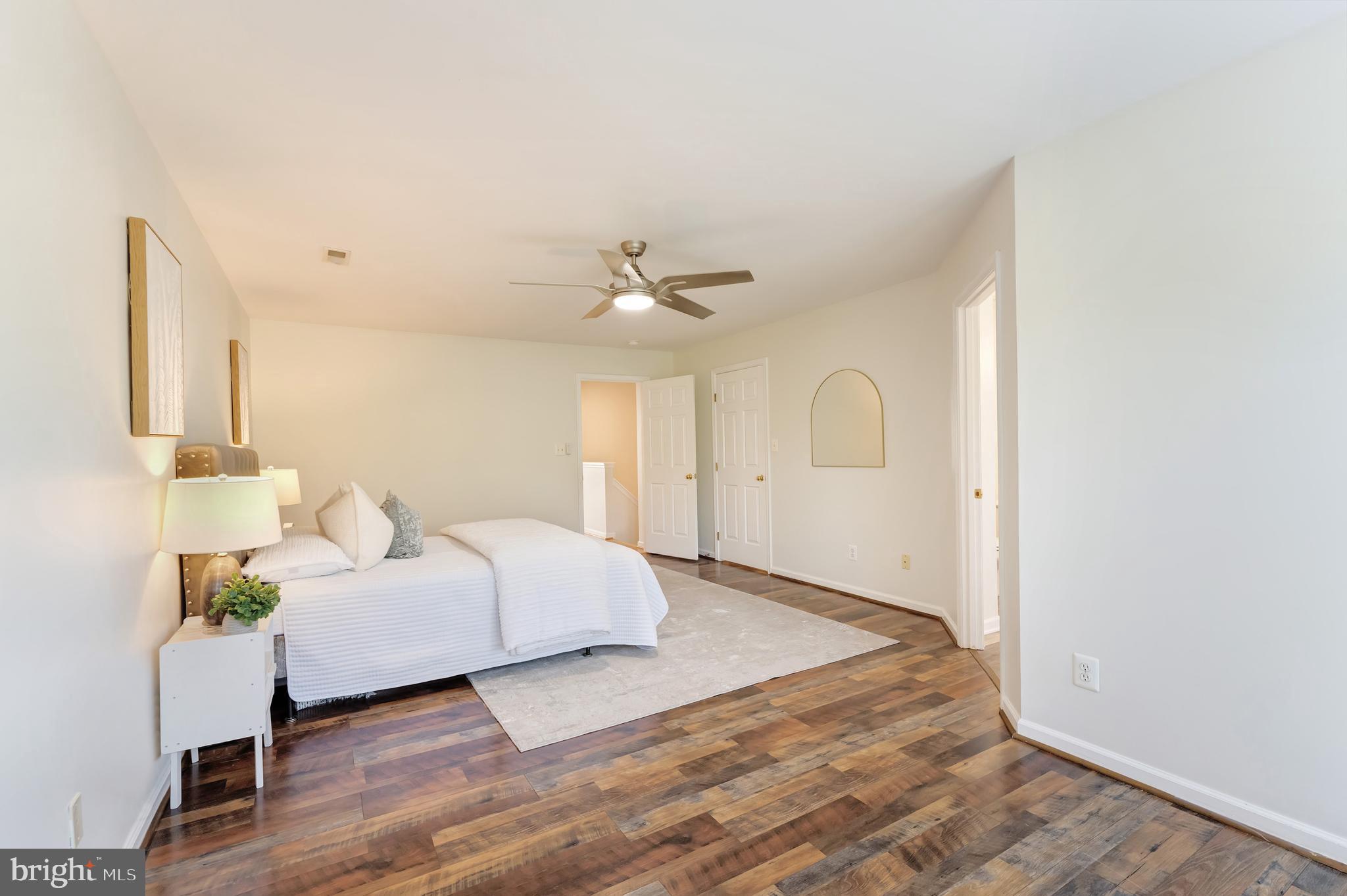 23017 POTOMAC HILL SQUARE