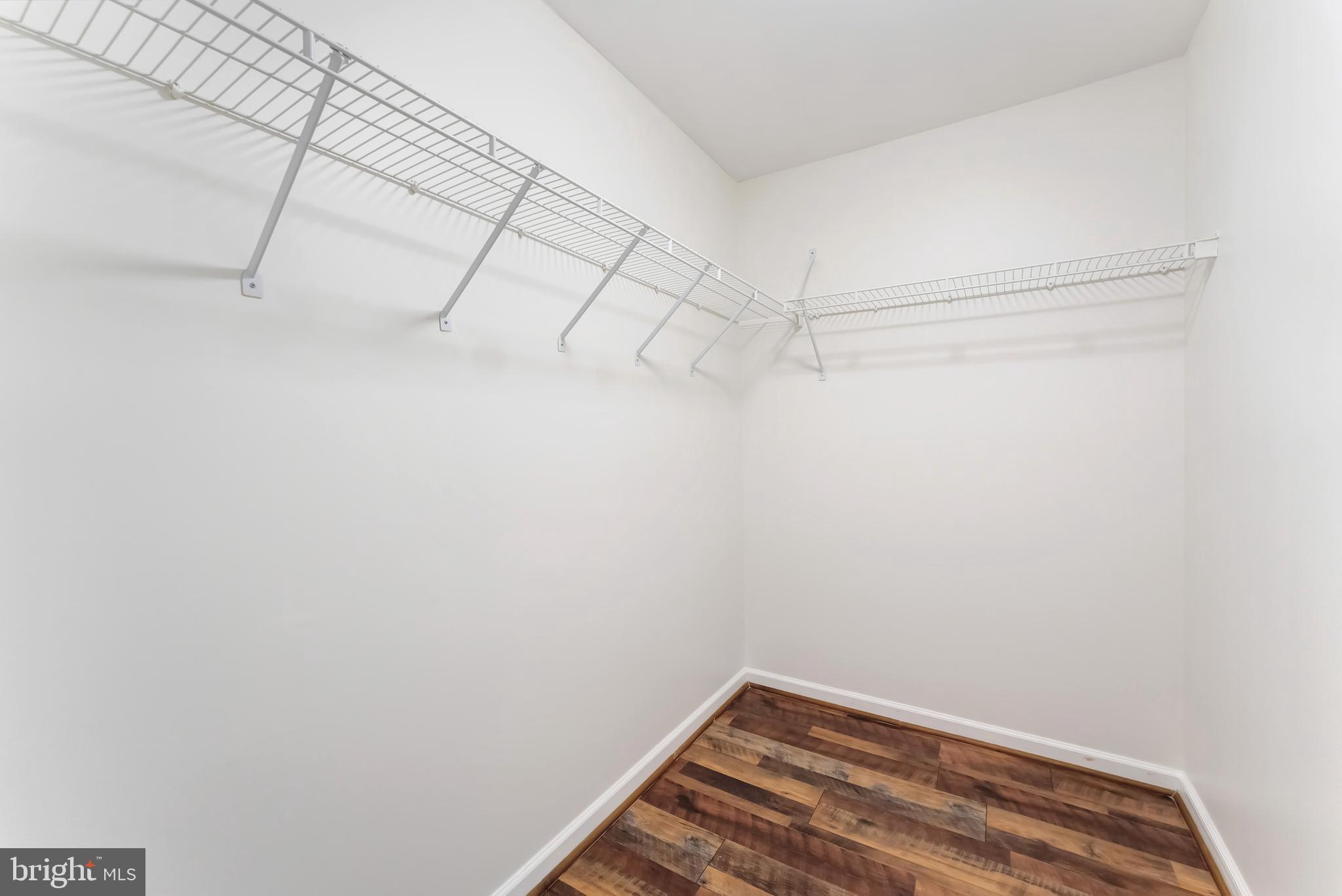 23017 POTOMAC HILL SQUARE