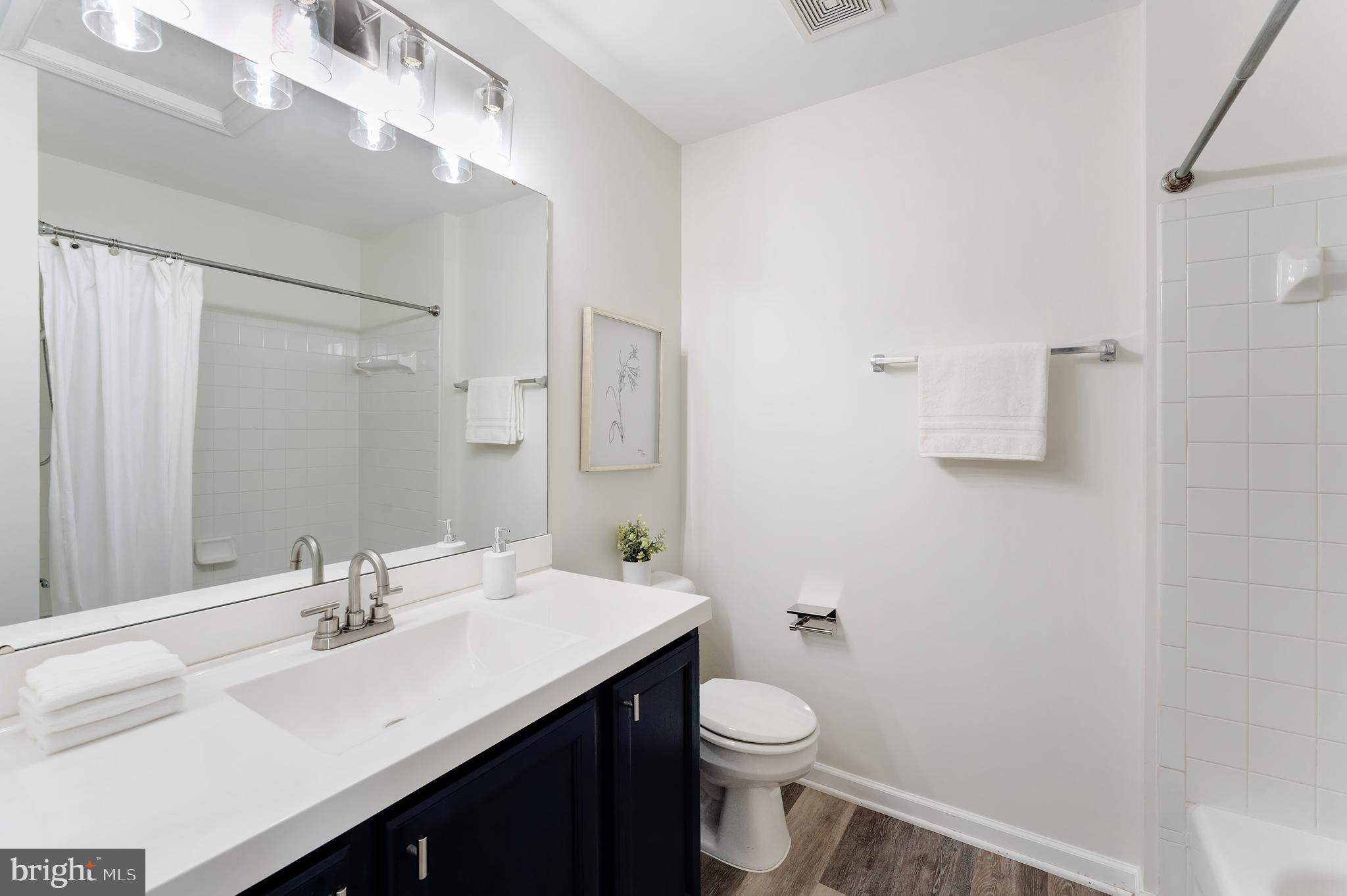 23017 POTOMAC HILL SQUARE