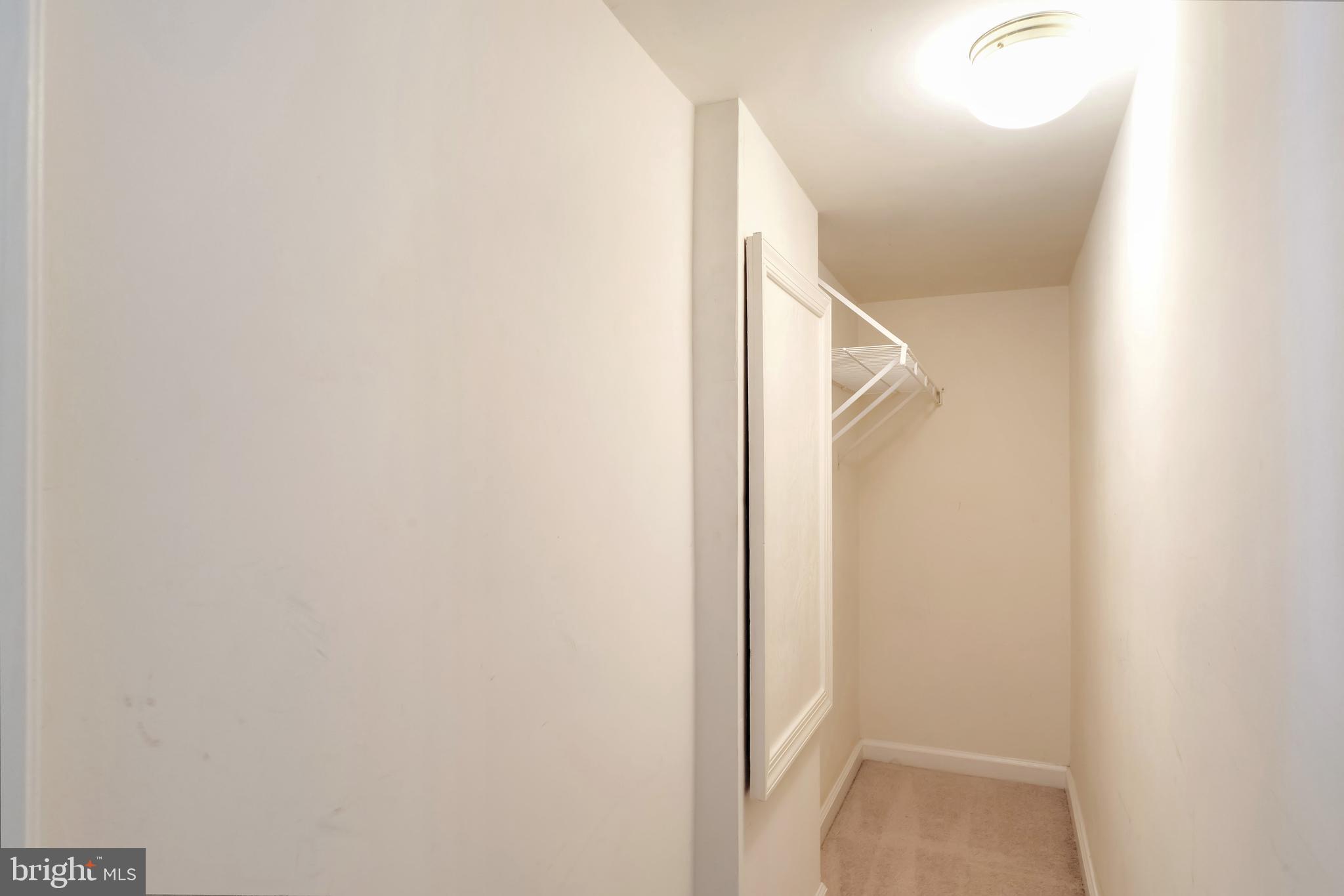 23017 POTOMAC HILL SQUARE