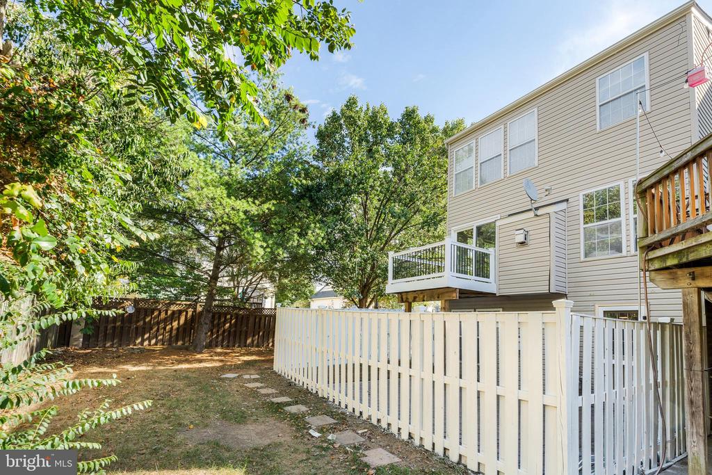 23017 POTOMAC HILL SQUARE
