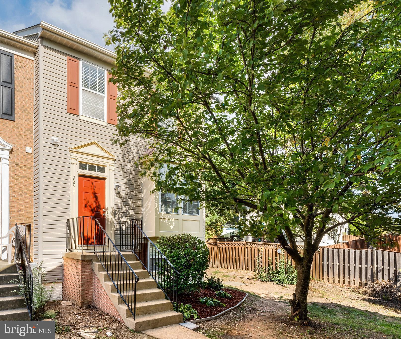 23017 POTOMAC HILL SQUARE