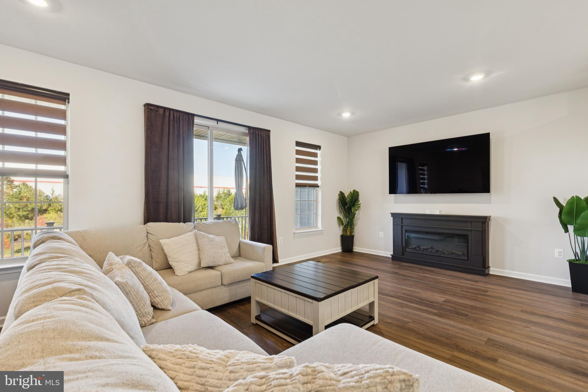 1636 FIELD SPARROW TERRACE NE