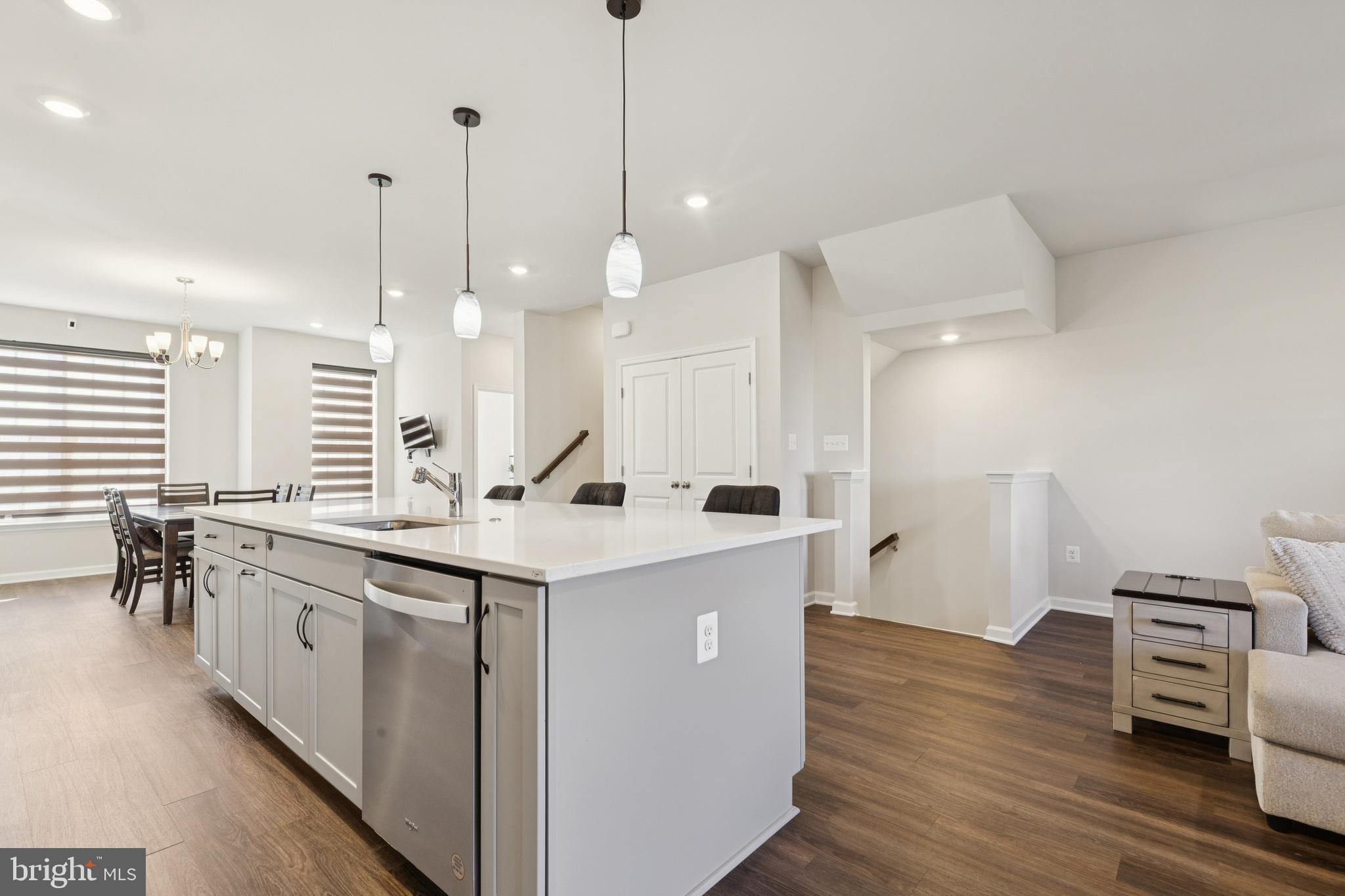 1636 FIELD SPARROW TERRACE NE