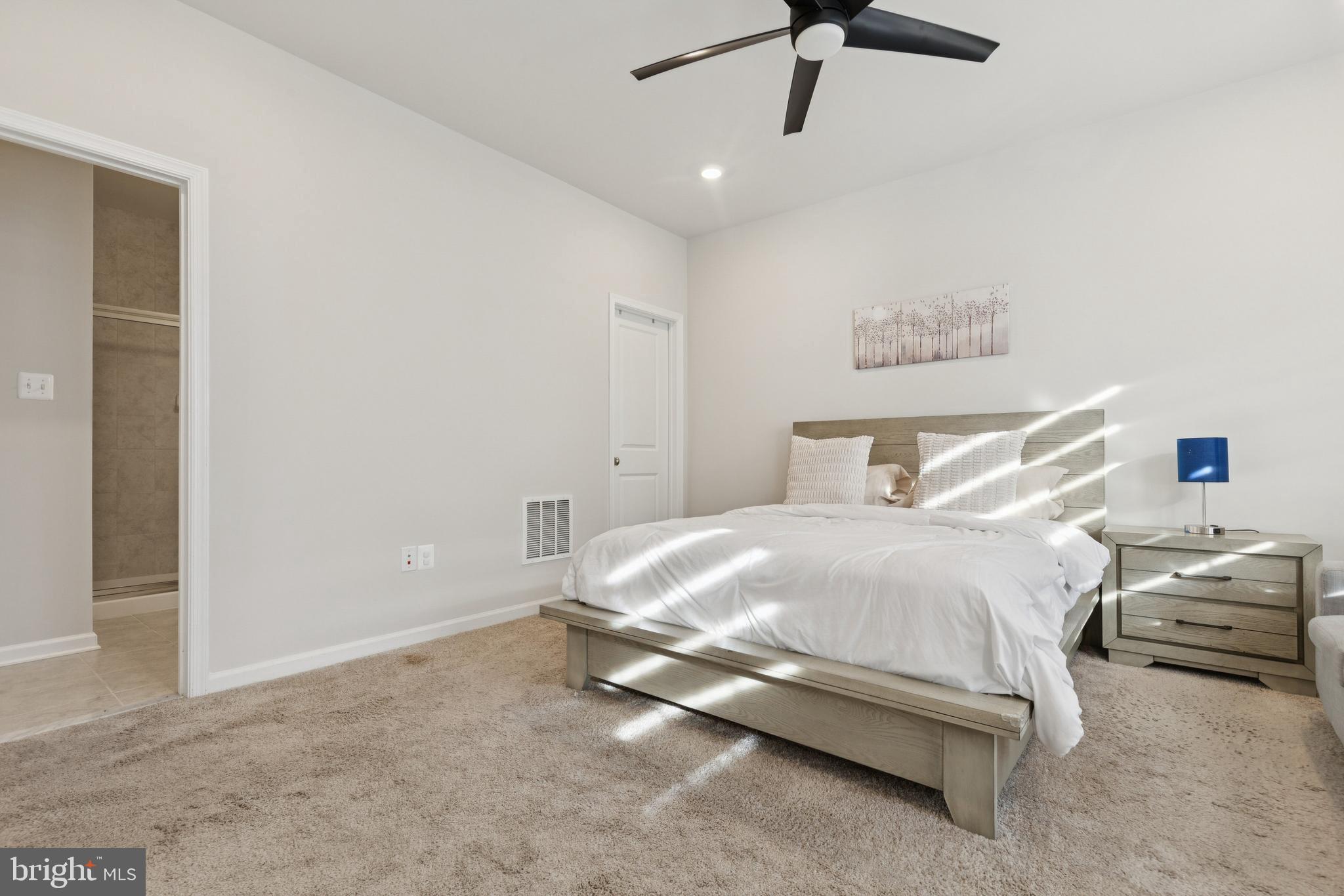 1636 FIELD SPARROW TERRACE NE