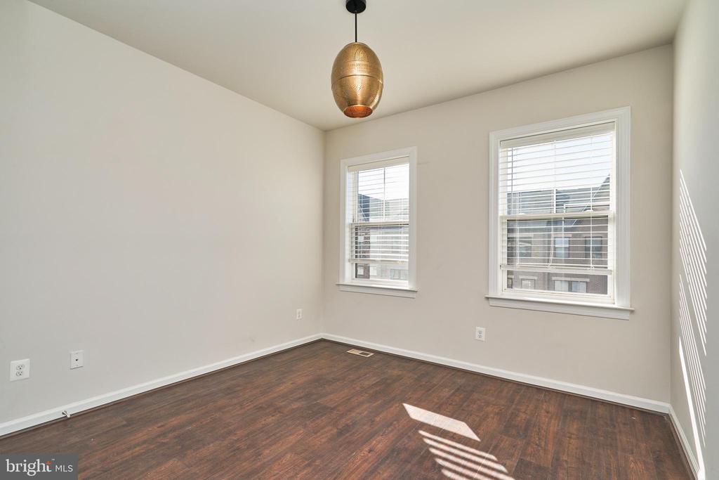45116 KINCORA