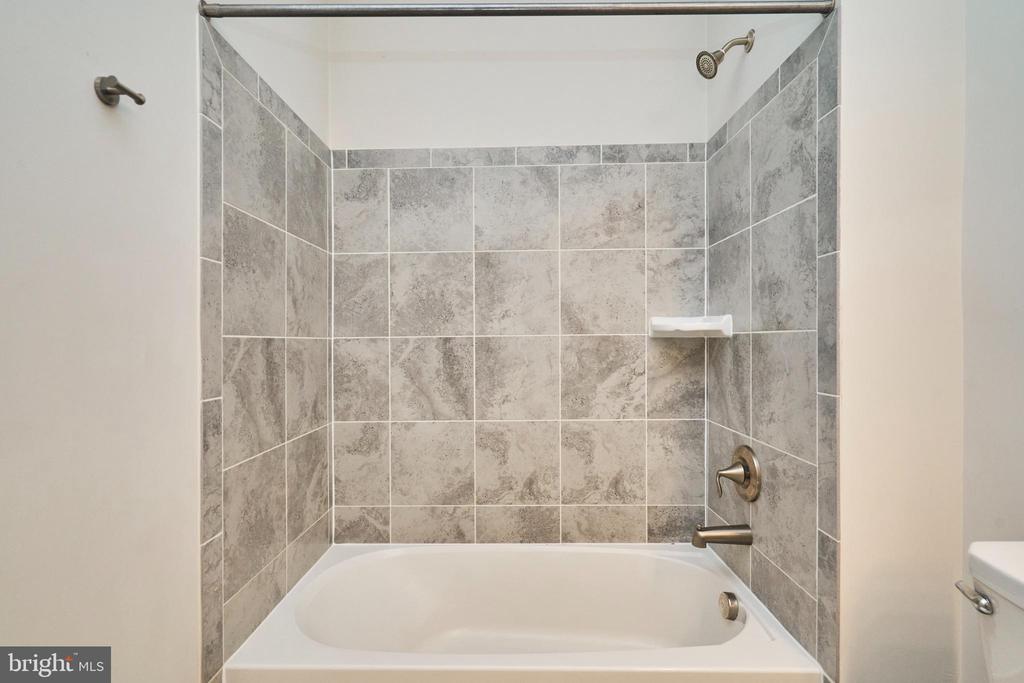 45116 KINCORA