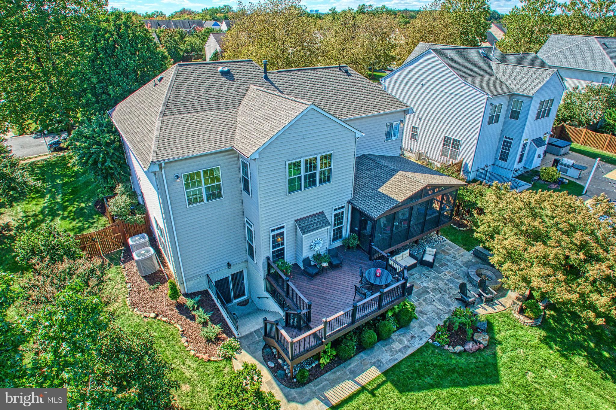 22083 VANTAGE POINTE PLACE
