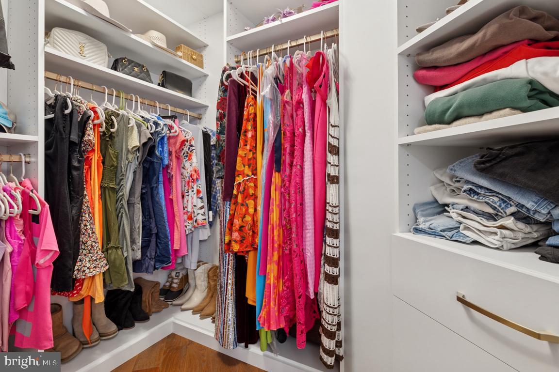 20310 BOWFONDS STREET