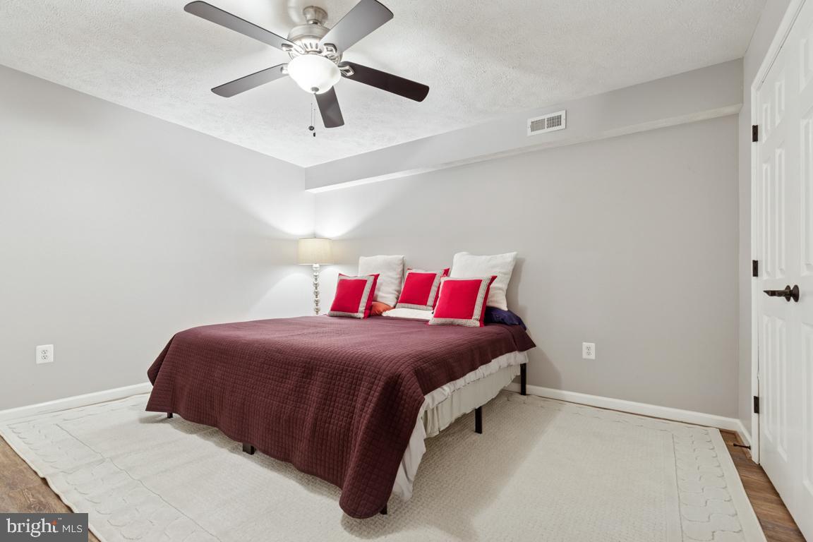 20310 BOWFONDS STREET