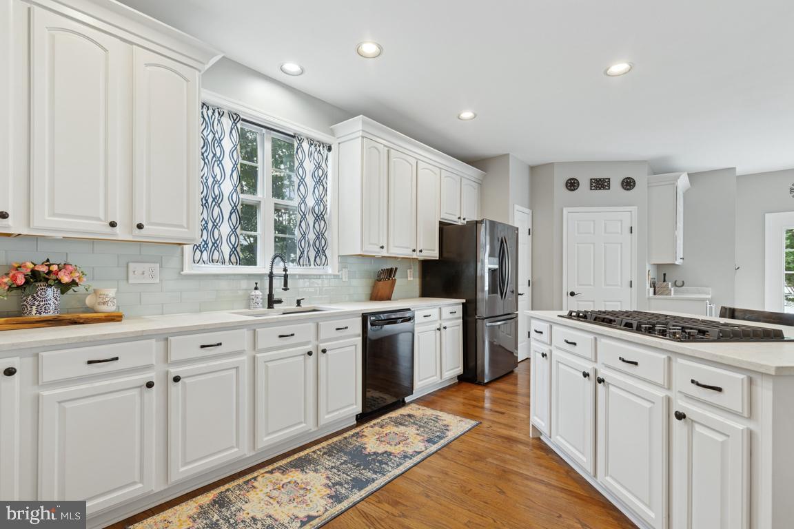 20310 BOWFONDS STREET