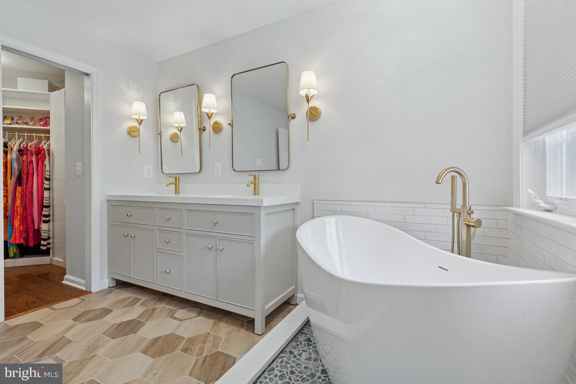 20310 BOWFONDS STREET