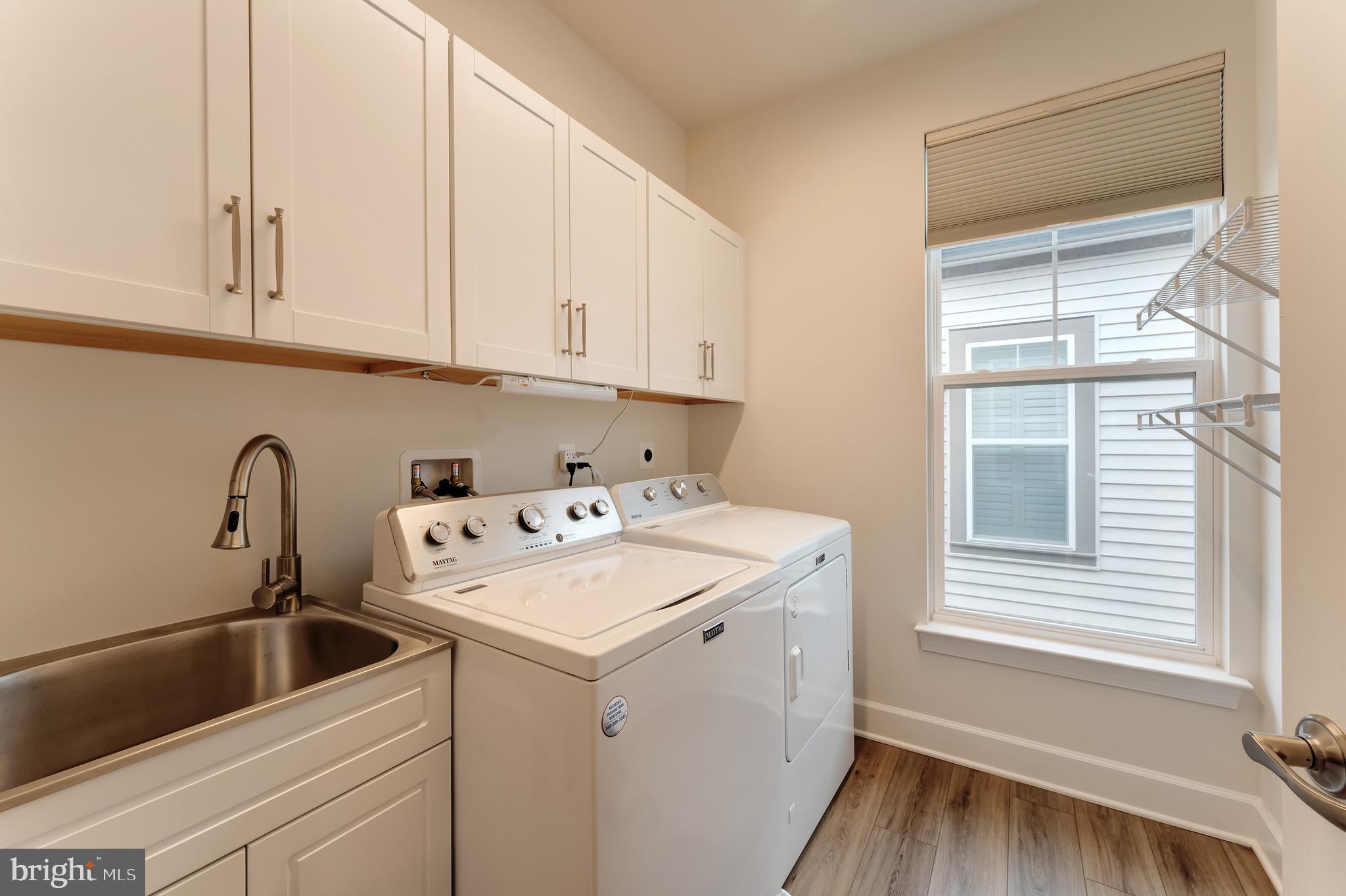 43044 GREELEY SQUARE