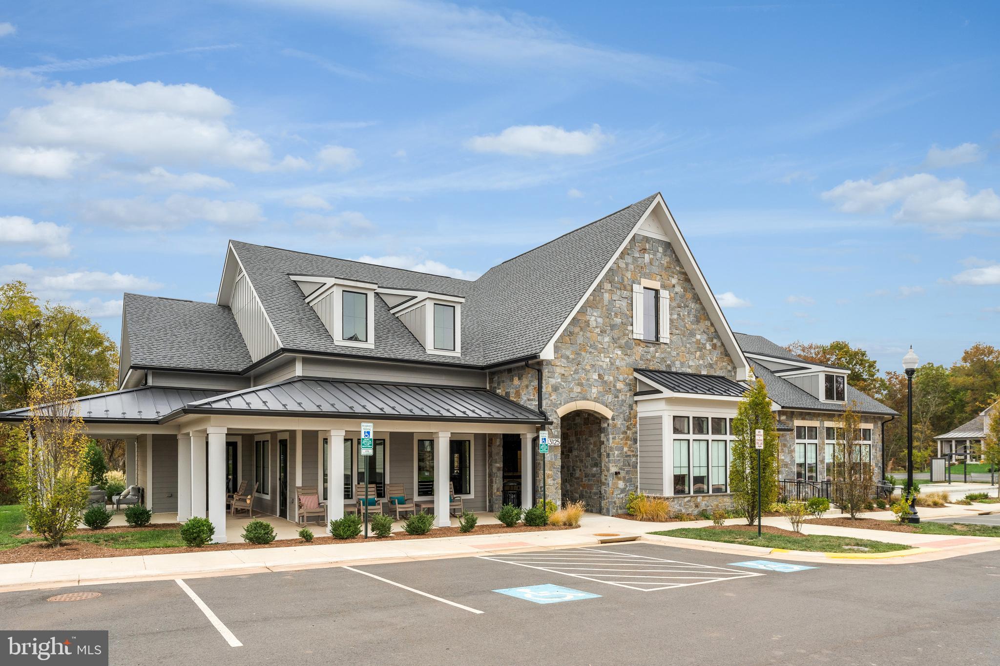 43044 GREELEY SQUARE