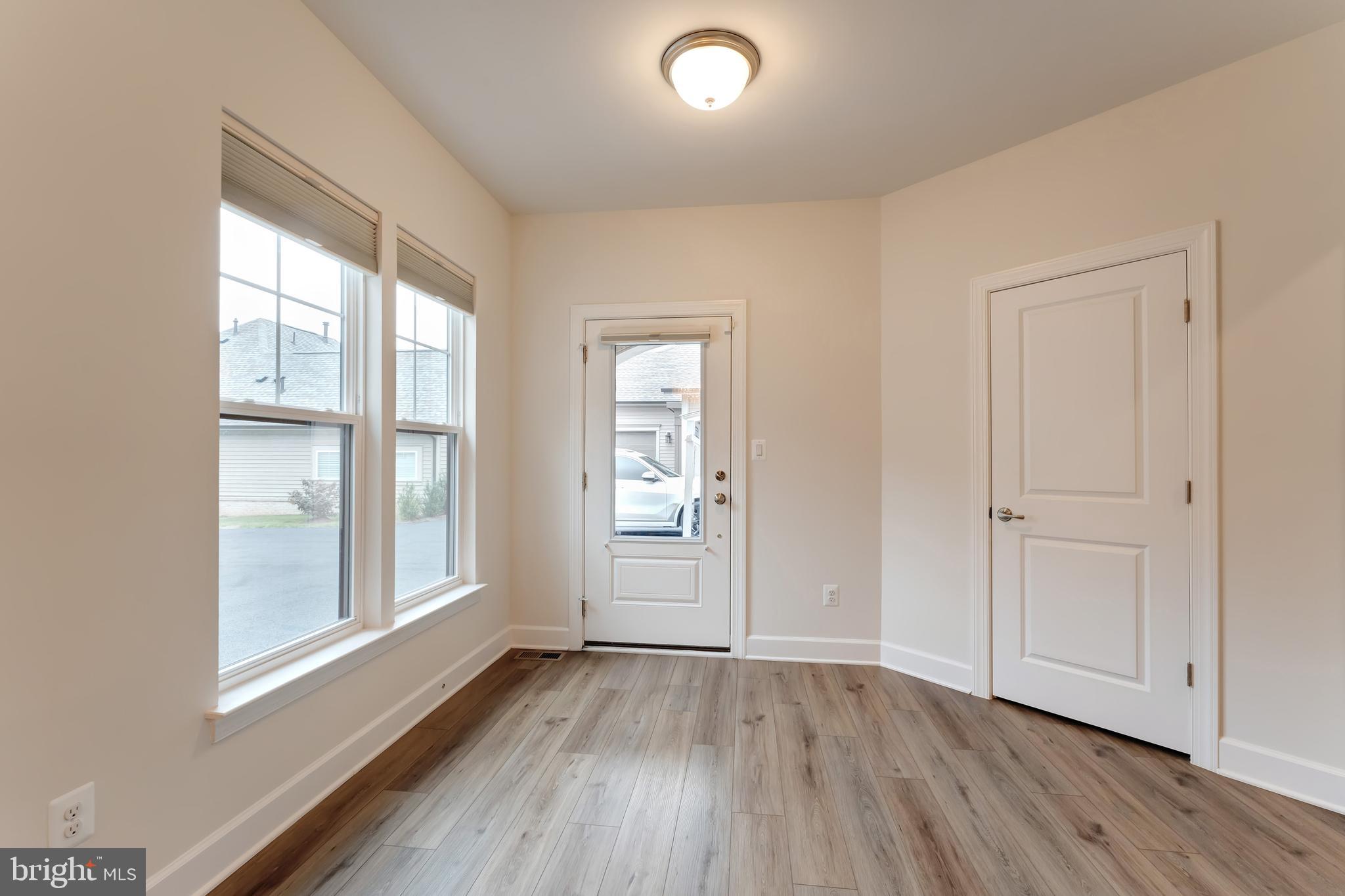 43044 GREELEY SQUARE