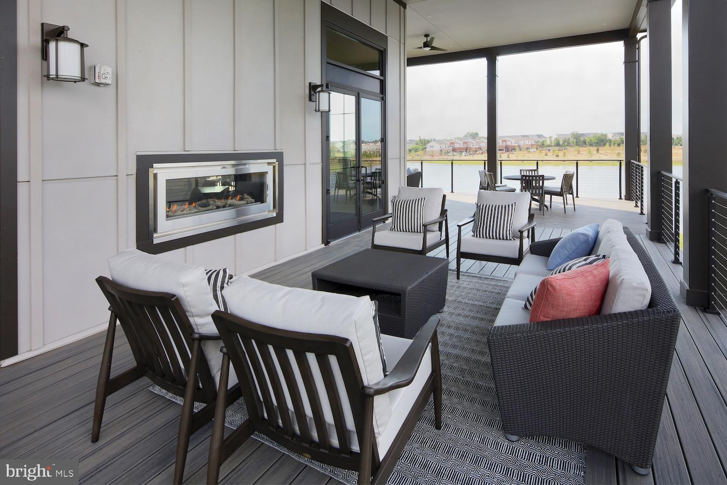 43044 GREELEY SQUARE