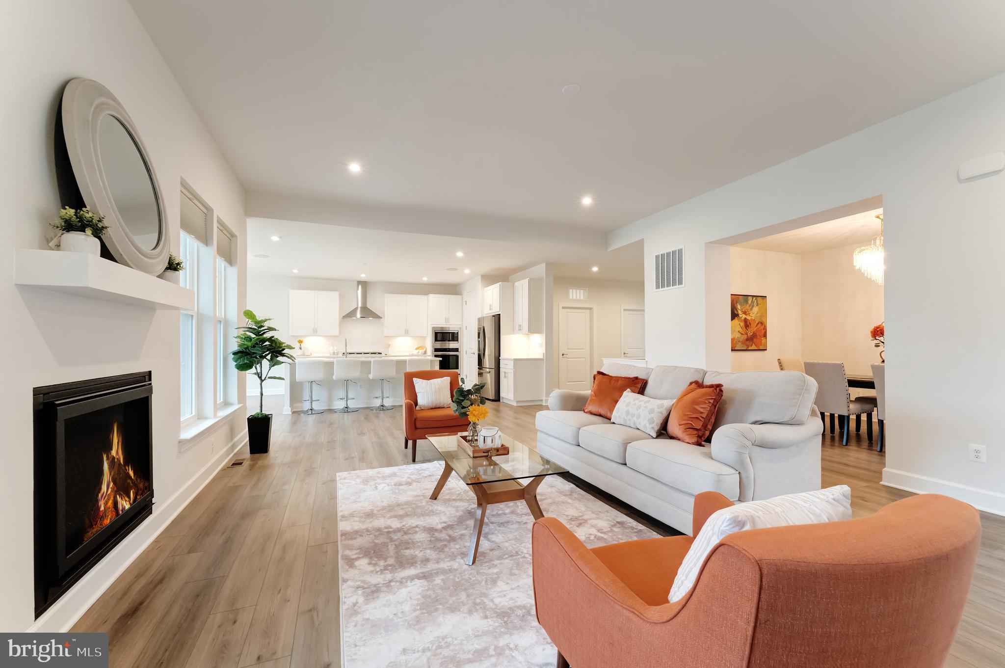 43044 GREELEY SQUARE