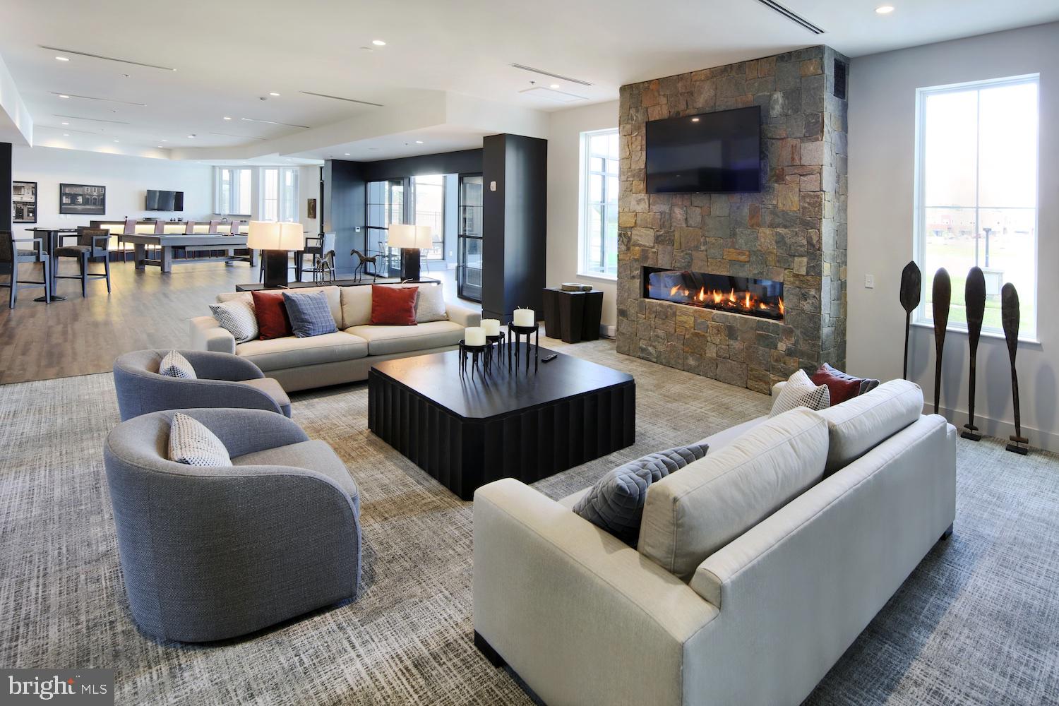 43044 GREELEY SQUARE