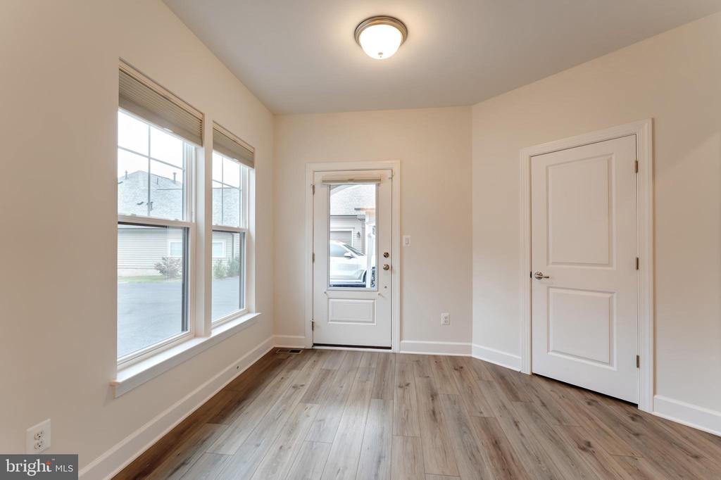 43044 GREELEY SQUARE