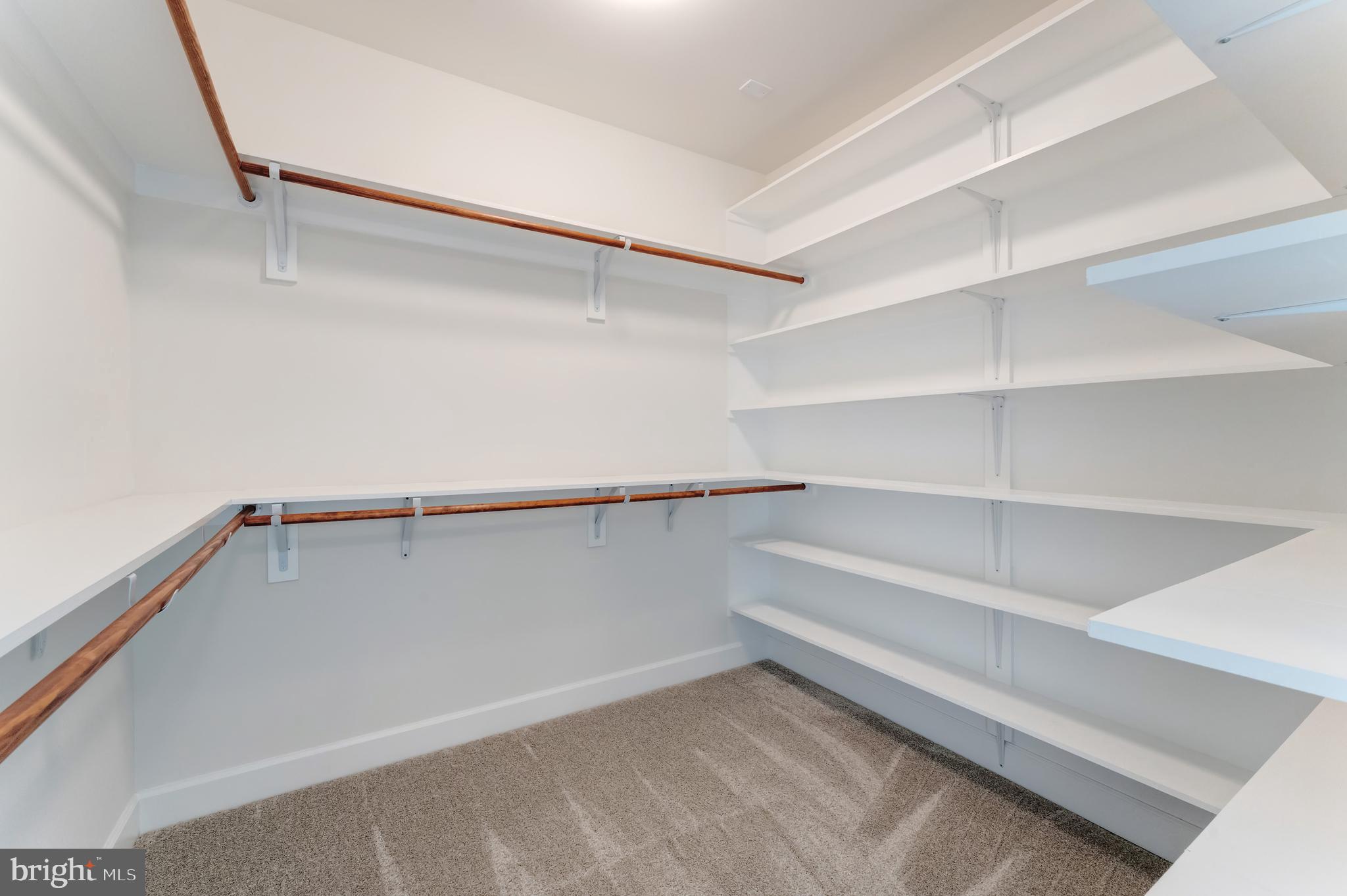 43044 GREELEY SQUARE