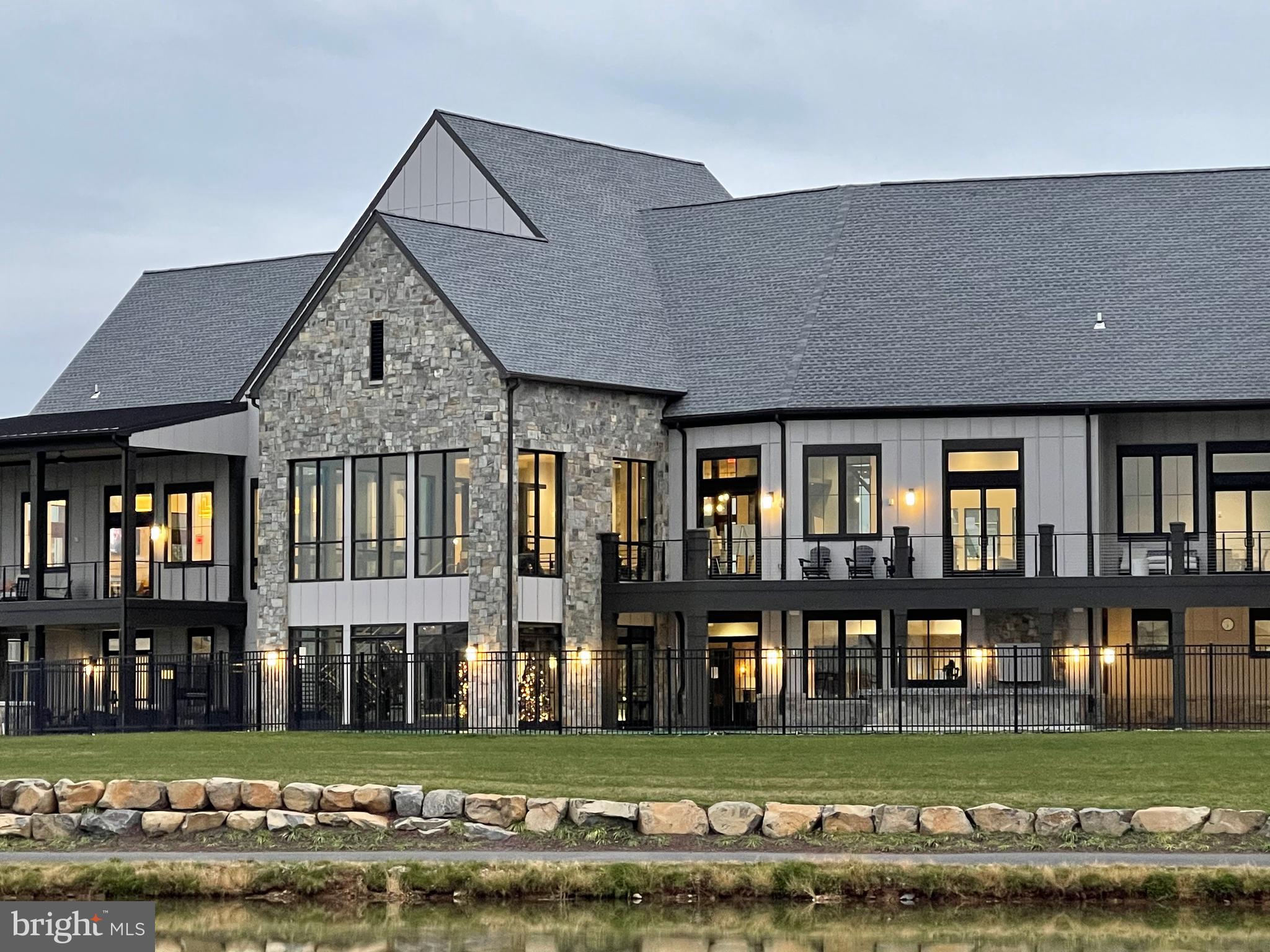 43044 GREELEY SQUARE