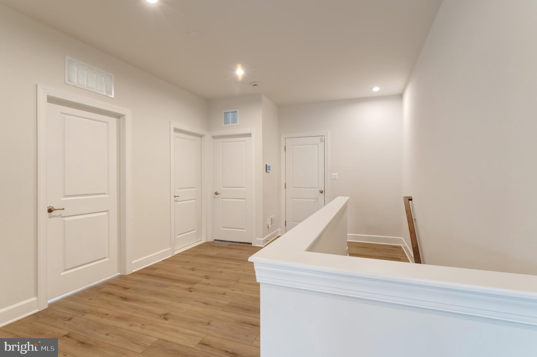 43044 GREELEY SQUARE